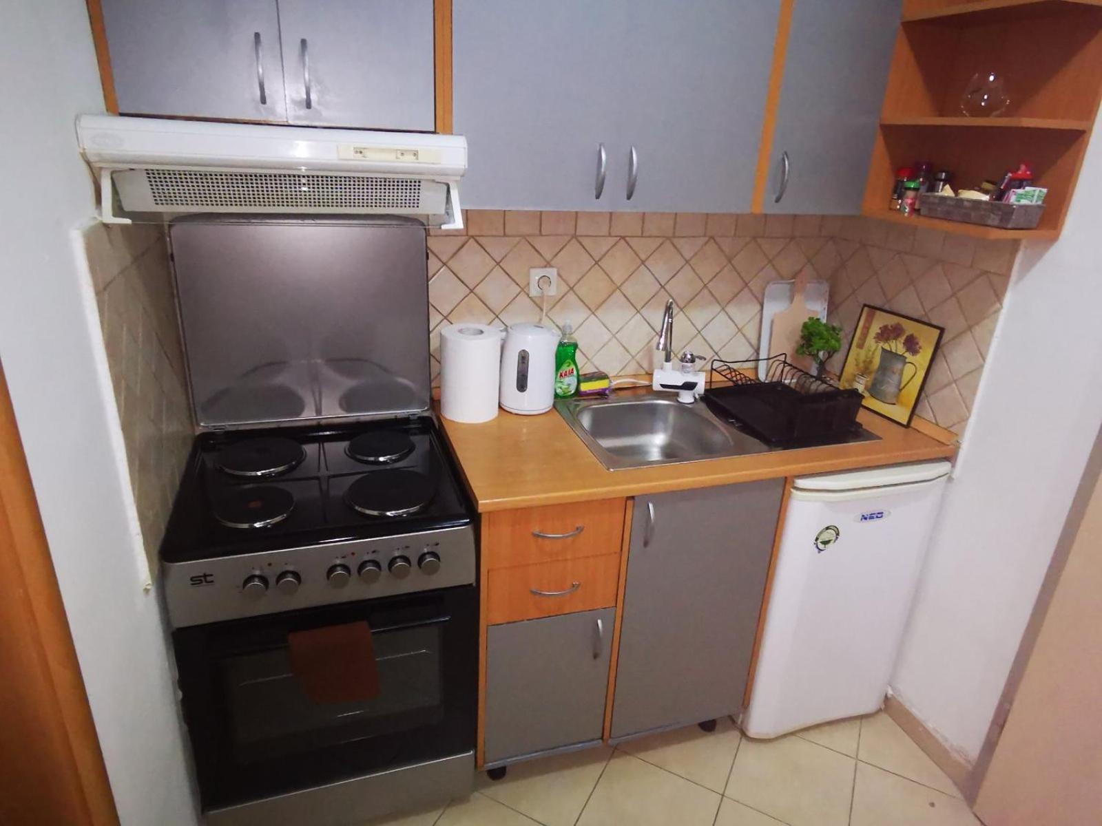 Lovely Square Apartment Purple Velvet Скоп'є Номер фото